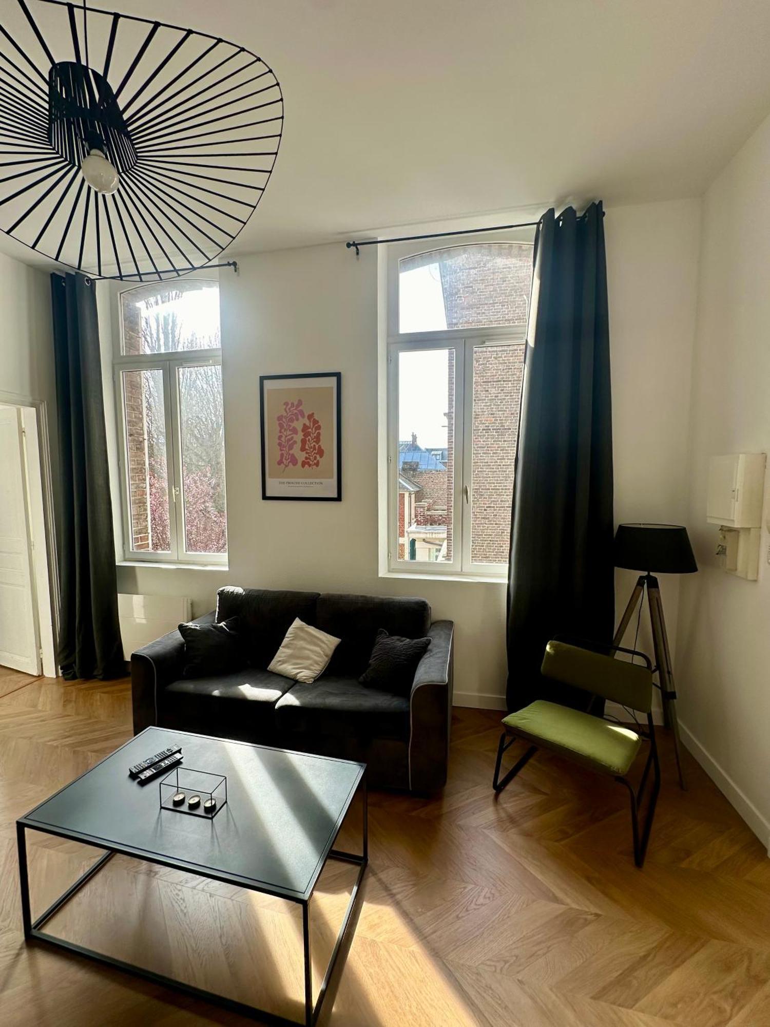 Spacieux Appt Haussmannien Parking Prive Amiens Exterior foto